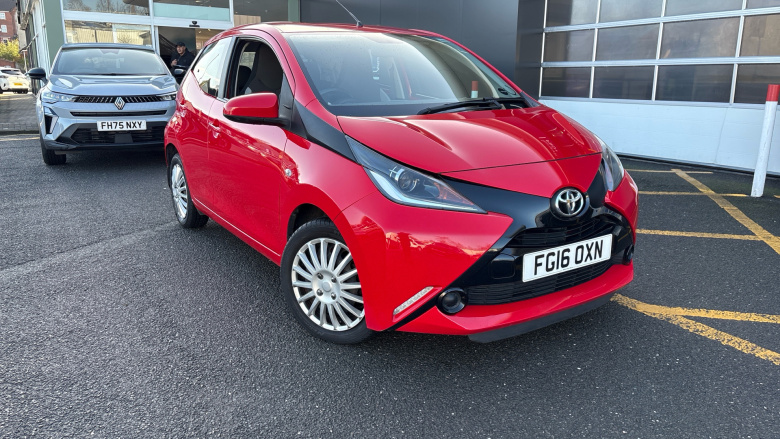 Toyota Aygo 1.0 VVT-i X-Play 5dr Petrol Hatchback
